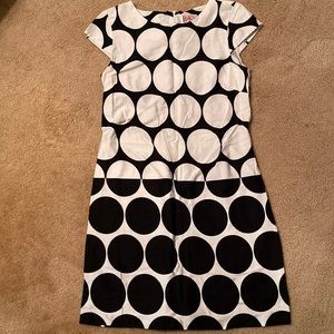 Barely worn black and white polko dot dress!